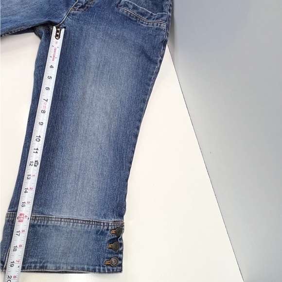 Michael Kors Denim Crop Pant Size 10 Button Leg  Buckle back cotton stretch - Picture 10 of 11